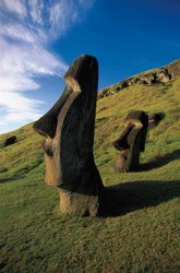 Moai-patsaat, Rapa Nuin kansallispuisto, Pääsiäissaari, Chile
