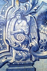 Koristepaneeli, joka kuvaa enkeliä, Lamego, Portugali. 1738 (keraamiset laatat)