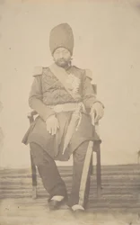 Kuninkaan sedän Ardeshir Mirzan muotokuva 1840-60-luvulla.