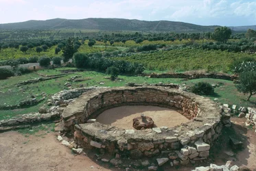 Italia, Sardinian alue, Alghero, Sassarin maakunta, Nuragic kompleksi Palmavera, kokousmajan rauniot