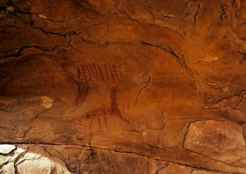 Esihistoria: seinämaalaus. Kivikausi 5000-2000 eaa. Taghit, Hoggar Highland (Ahaggar), Algeria