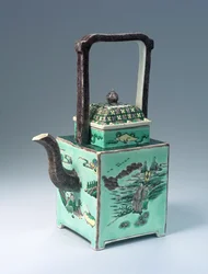 Suuri Famille Verte -teekannu, Kangxi-kausi (1662-1722) (posliini)
