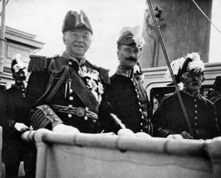 Admiralteetin herrat merivoimien katsauksessa 1907 1908.