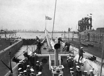Alexandra Dockin avaaminen Cardiffissa vuonna 1907 1908.