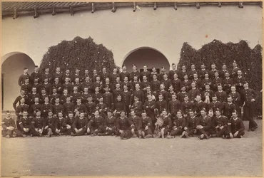 B. c/o Devonshire Regiment, Jhansi (etupuoli)