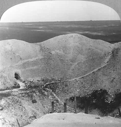 Miinakraatteri La Boissellessa, Somme, Ranska, ensimmäinen maailmansota, c1916-c1918