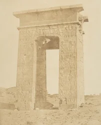Ptolemaios Filomederin portti, eKr. 180, Karnac, n. 1856.