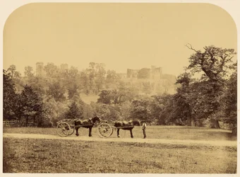 Hardwick Hall puistosta nähtynä