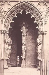 West Porch, Lichfieldin katedraali, n. 1858 (seepiakuva)