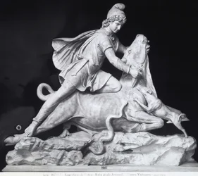 Mithras teurastaa härän, Mithraic-kultin esitys (marmori)