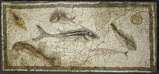 Mosaiikkitaulu, jossa näkyy kaloja, luultavasti 3. vuosisadalta jKr.