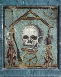 Roomalainen taide: Memento Mori, Elämän ja kuoleman symbolit. Mosaiikki Pompejista. 2. tyyli. Himmeä. 47x41 cm Kansallinen arkeologinen museo, Napoli