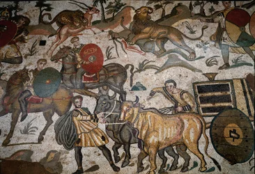 Roomalainen taide: mosaiikin yksityiskohta "" Suuri metsästysosa"" Char vetää härkää. 315-350 jKr. Piazza Armerina, Villa Romana del Casale