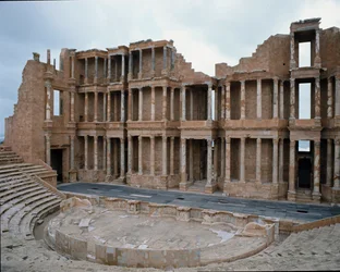 Roomalaisen teatterin vaihe 2.-3. vuosisadalla