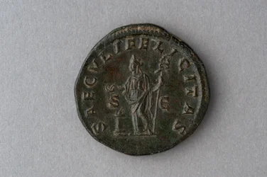 Sestertius of Julia Domna (pronssi)
