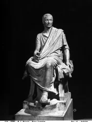 Marcus Claudius Marcelluksen (n. 268-208eKr) patsas (marmori)