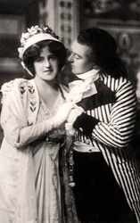 Robert Evett 1874-1949 ja Denise Orme 1885-1960 Merveilleuses, 1900-luvun alussa.