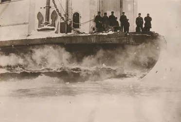 SS Baikal Baikal-järvellä