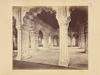 Delhi; palatsi, Diwan-i-Khasin sisätila
