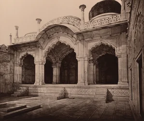 Palatsin Moti Masjid -moskeija