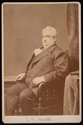 Muotokuva tohtori T.B. Hood, vuosina 1876-1880.