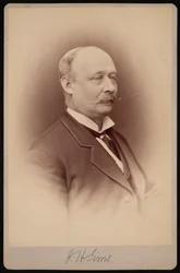 Muotokuva J.H. Sims, Vuosina 1876-1880.