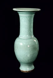 Seladon lasitettu maljakko, Yuan-dynastia (1260-1368) (keraaminen)