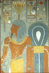 Muinainen Egypti, maalaus, Horemhebin hauta, Theban 18. dynastia, jumala Nefertum ja Isiksen solmu, Nefertum tai Nefertem vesililjan tai lootuksen päähine (kuva)
