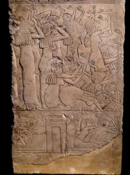 Egyptiläinen antiikki: memfiittinen hauta Horemhebistä Sakkaraan (Sakkarah tai Saqqara), reliefi: itkeminen Horemhebin hautajaisissa. 18. dynastia (noin 1550-1295 eaa.)