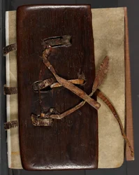 MS CCC 282 Corpus Irish Missal Book Binding, n. 1120-30 (tammi, nahka ja peruna)