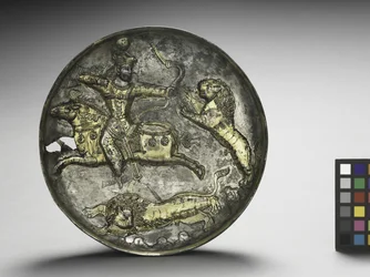 Ruokalaji: King Hormizd II tai Hormizd III Hunting Lions, 400-600 (hopea kullattu)