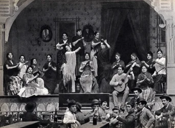 Sevilla, Espanja, tanssi- ja flamencomusiikkia kahvilassa. Valokuvaus, 1800-luvun loppu,