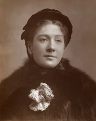 Madge Kendal, brittiläinen näyttelijä ja teatterijohtaja, 1883
