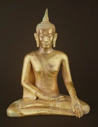 Buddha istuu meditaatiossa (pronssi)