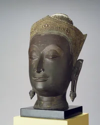Koristetun Buddhan pää