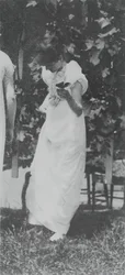 Susan Hannah Macdowell, n. 1880-1882.