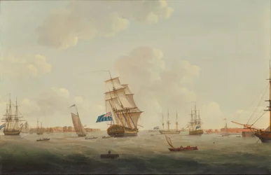 Panoraama Portsmouthin satamasta, jossa on sotamiehiä ja muuta laivaliikennettä.