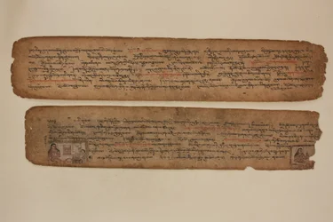 Milarepa rakentaa torneja Marpalle, n. 1400-99 (valaistu käsikirjoitus).