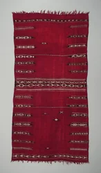 Naisen seremoniallinen vaippa (baqnouq), 1900-luvun alku (villaa ja puuvillaa)