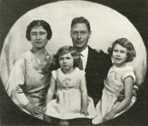 Perheryhmä, 1933, 1937.