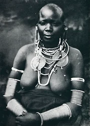 Masai-matrona, 1912