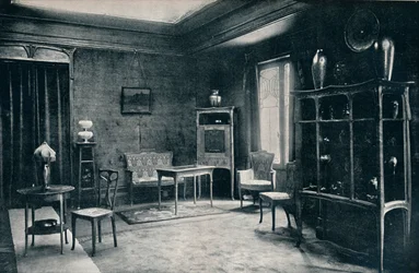 E. Colonnan salonki, 1900
