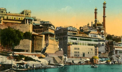 Alamgir-moskeija ja Ghat, Benares, 1910.