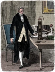Alessandro Volta, italialainen fyysikko, esittelee sähköpaaluakkuaan, c1800 c1870