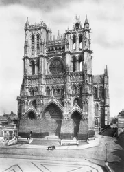 Amiensin katedraali, Picardie, Ranska, 1918