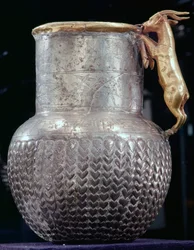 Muinainen egyptiläinen pannu Ramses II:n ajalta, 1200-luvulta eaa
