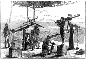 Tähtitieteilijät odottavat pimennystä, Intia, 1872
