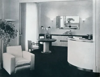 Jacques Adnetin suunnittelema ruokasalin baarinurkkaus, v. 1940