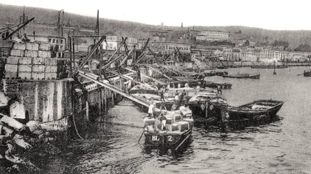 Veneitä Malecon-joella, Valparaiso, Chile, 1900-luku