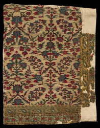Reunusfragmentti huivista, 1700-luvun loppu - 1800-luvun alku.